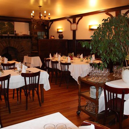 Logis Hotel Restaurant Des Voyageurs Pont-de-Salars Δωμάτιο φωτογραφία