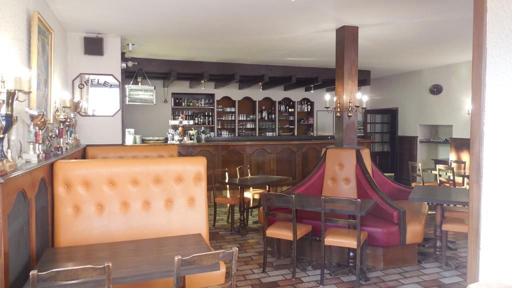 Logis Hotel Restaurant Des Voyageurs Pont-de-Salars Εξωτερικό φωτογραφία