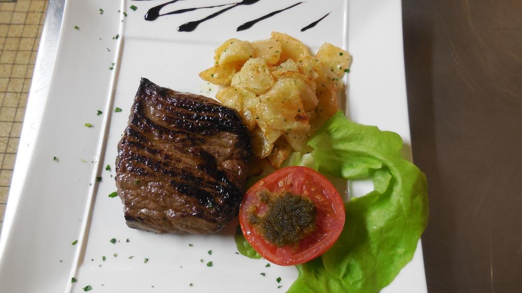 Logis Hotel Restaurant Des Voyageurs Pont-de-Salars Εξωτερικό φωτογραφία