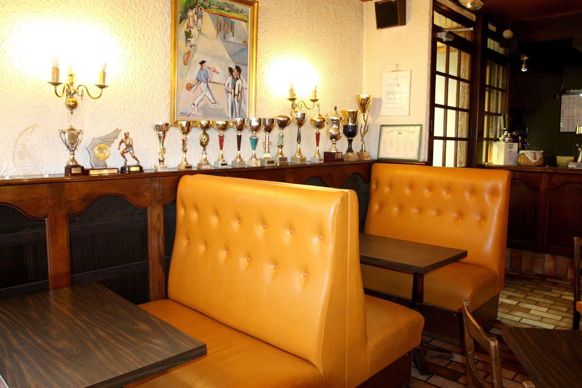 Logis Hotel Restaurant Des Voyageurs Pont-de-Salars Εξωτερικό φωτογραφία